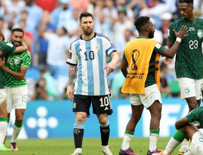 فوز السعودية على الارجنتين ضمن اكبر المفاجآت في تاريخ كرة القدم