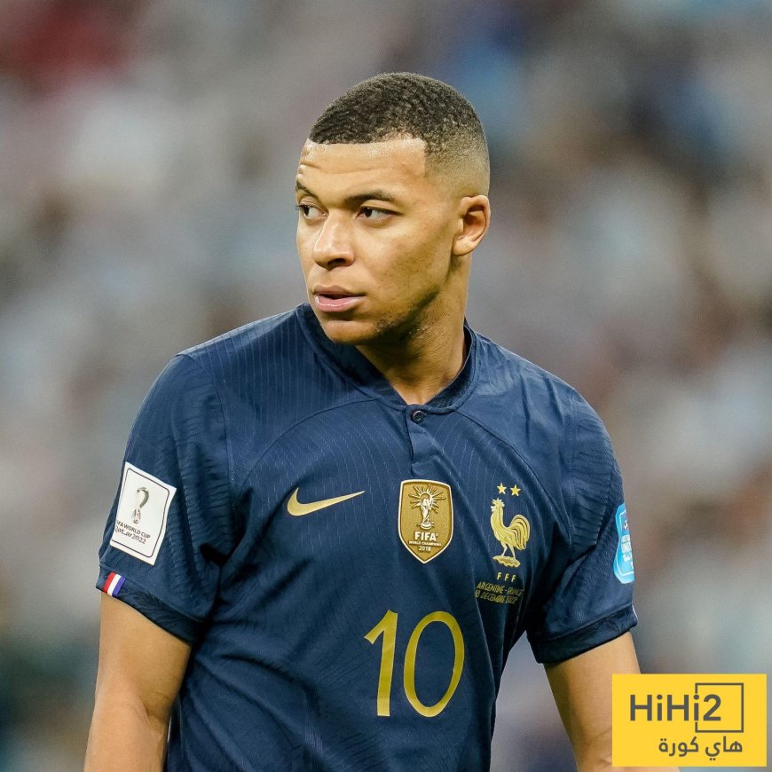 مبابي يكرم رجال الأمن: لفتة وفاء بعد مونديال قطر 2022